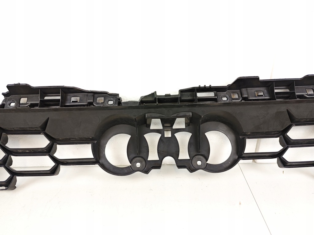 фото №13, Audi a3 8y усилитель решетка решётка бампера радиатора перед 8y0853949