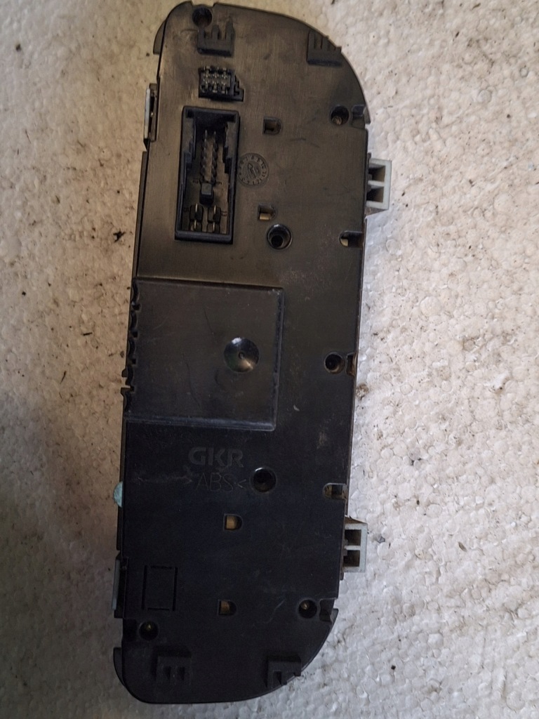 фото №3, Панель кондиционера mercedes w203 2.2 cdi