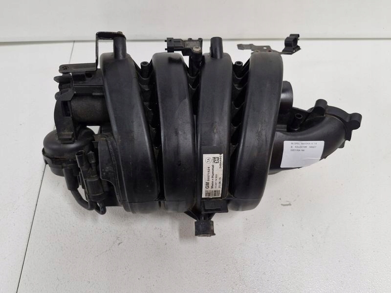 фото №1, Opel insignia a 1.8 b коллектор всасывающий 55571524