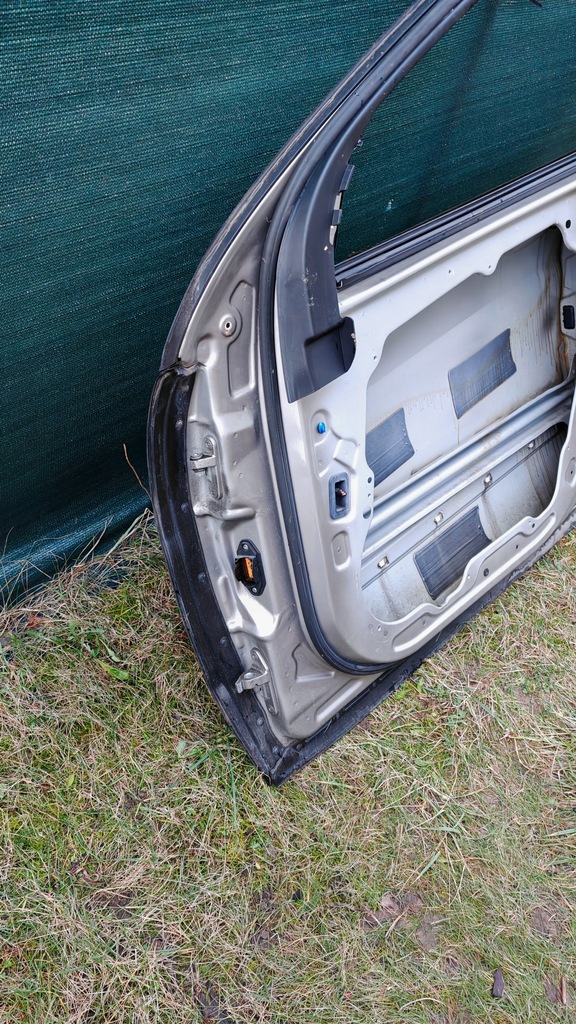 фото №13, Дверь правый перед mercedes w251 r klasa код лакокрасочного покрытия 723 c723 оригинал