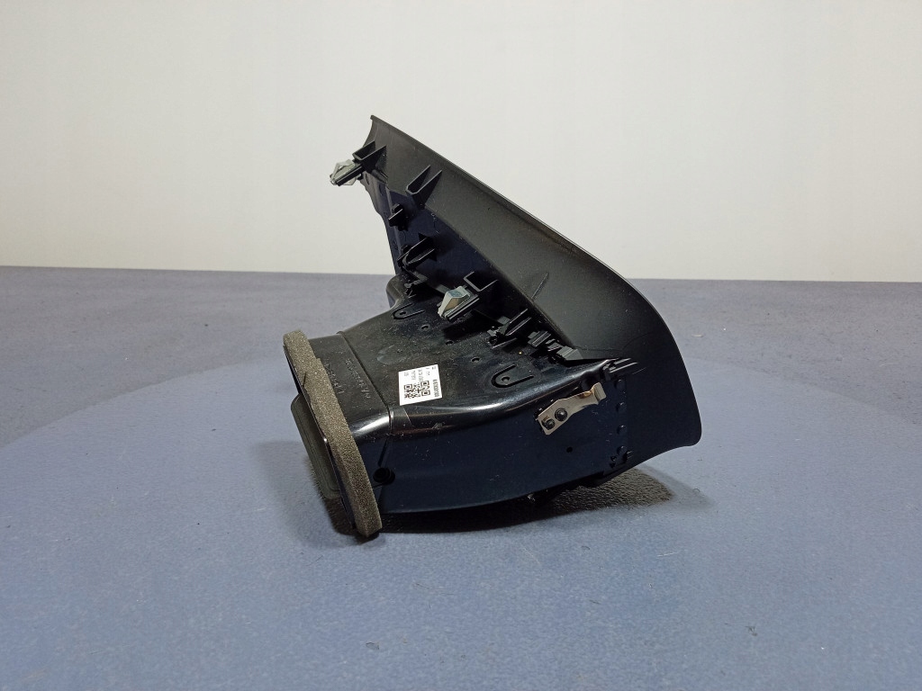 фото №5, Mercedes gls x167 решётка обдув консоли панели левая a1678301300