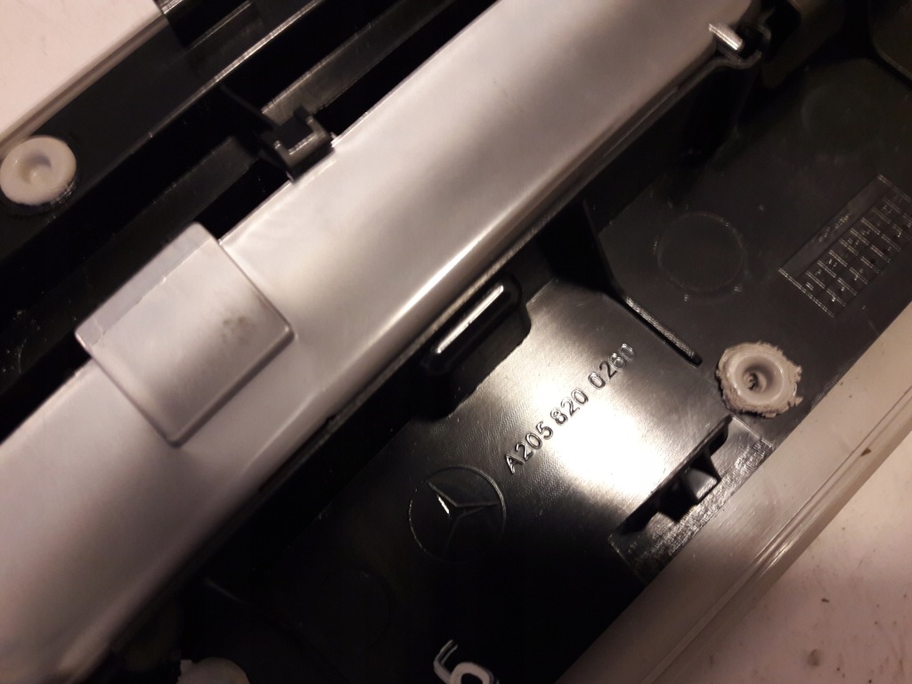 фото №5, Mercedes c w205 світло стоп a2058200260