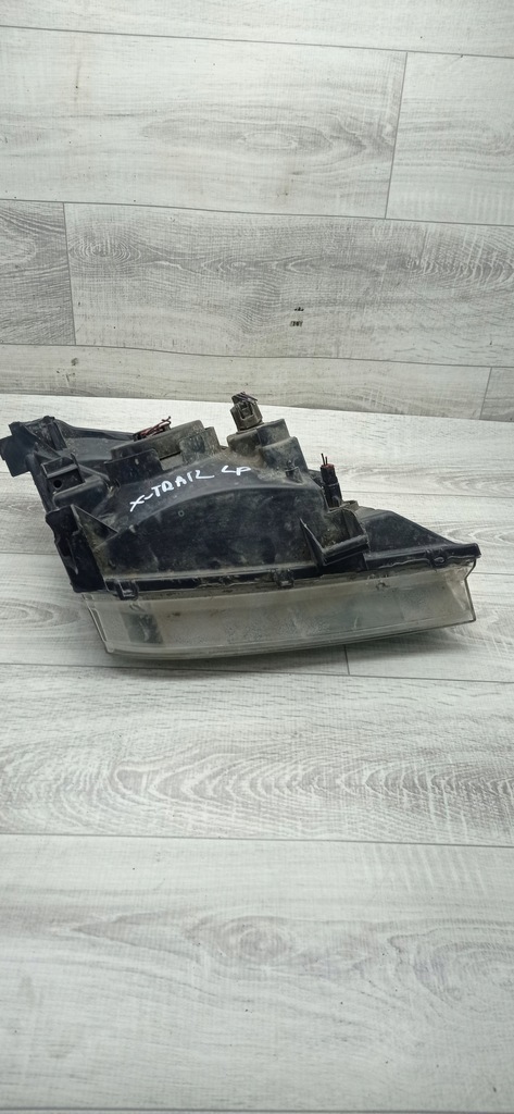 фото №12, Nissan x-trail t30 01-07 лампа левая перед europa - uszk крепления