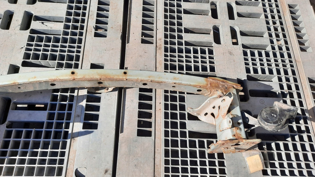 фото №9, Балка бампера перед mazda 5 2.0d 06r