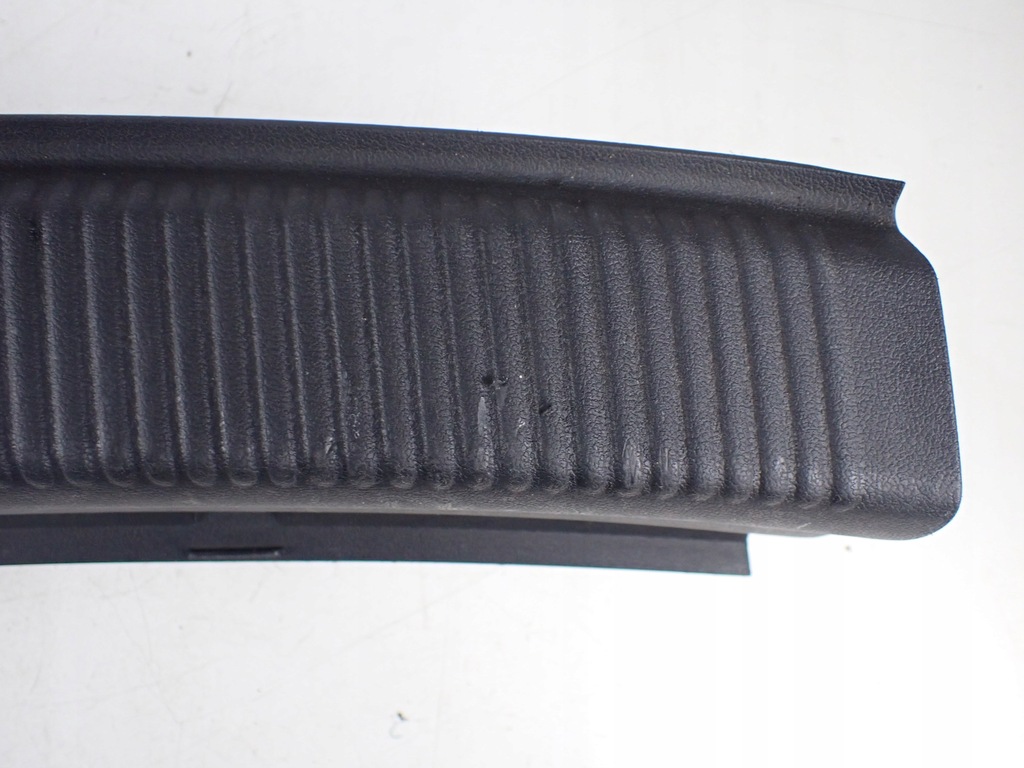 фото №9, Захист край багажника audi a5 8t 8t8864483