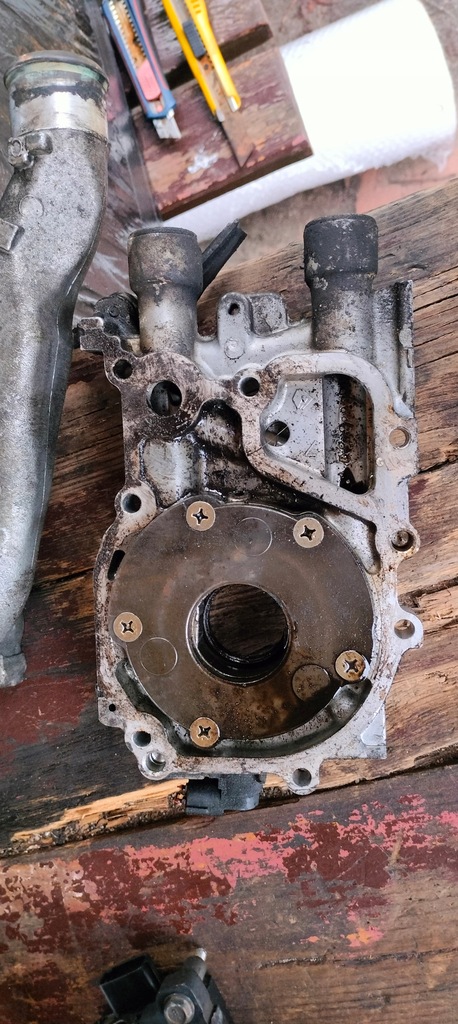 фото №1, Subaru legacy outback iii 2.5 насос масляная оригинал 04 rok