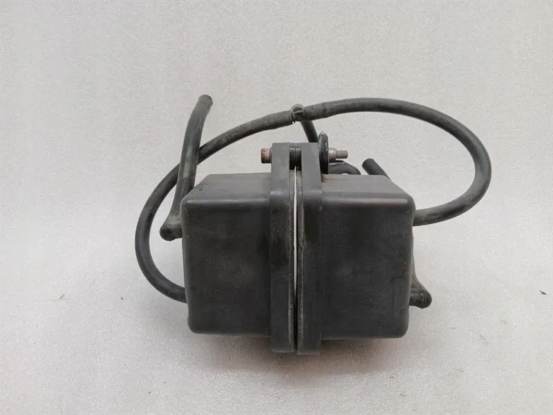 Бак вакуумний ferrari 488 f142m 306401 - Київ