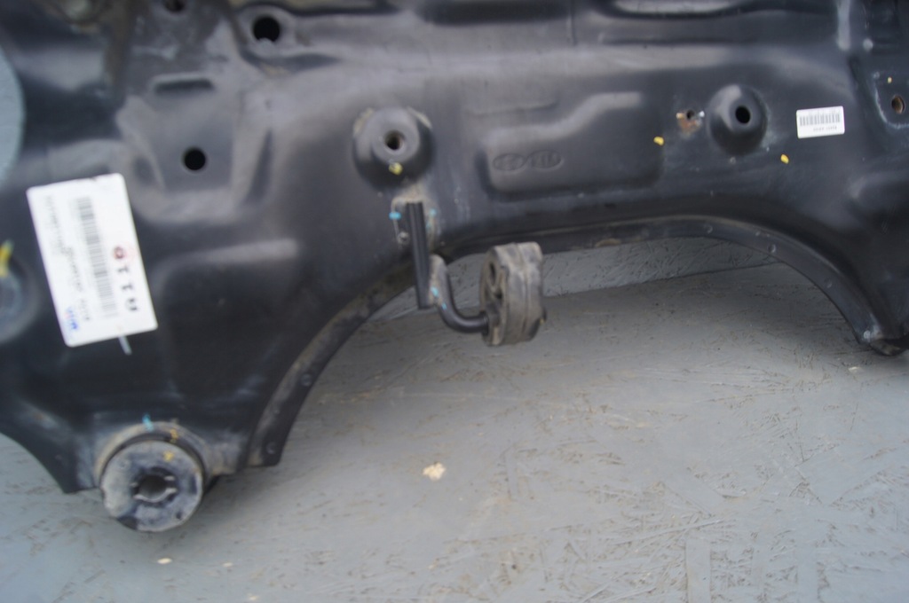 фото №5, Kia sedona 3.3 подрамник подрамник pod двигатель