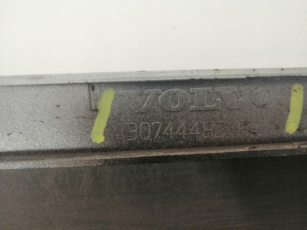 фото №11, Молдинг progowaw правая volvo v50 lift s40 30744482