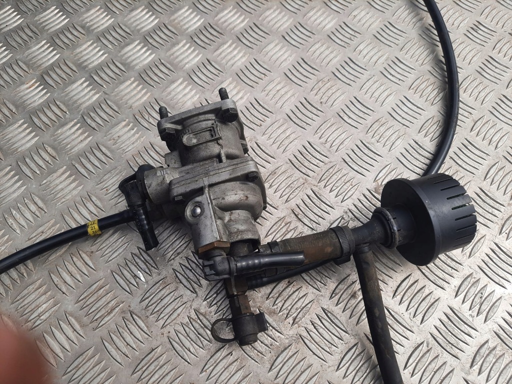 фото №3, Клапан тормоза roboczego mercedes atego