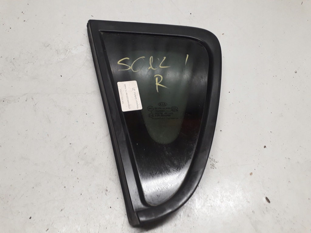фото №1, Kia soul i скло кузовна правий задня