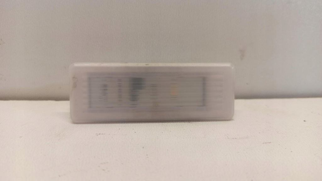 фото №1, Bmw 7 g11 лампа кабіни салону 6820668