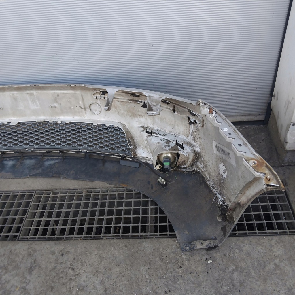 Ford mondeo mk3 рестайлінг  бампер передній перед протитуманні фари 60 Недорого