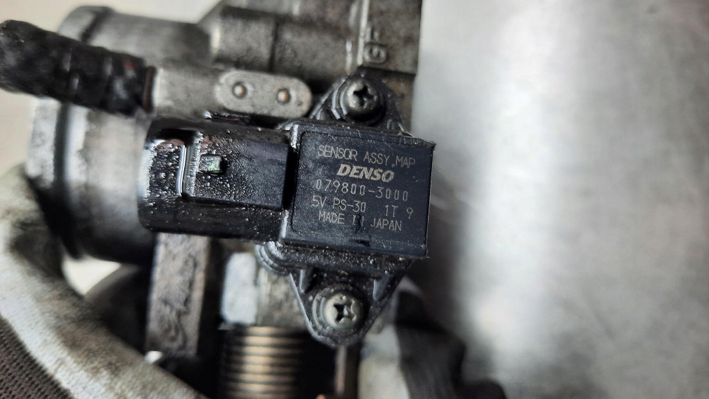 фото №10, Дроссельная заслонка honda crv i 98r 2.0b 079800-3000