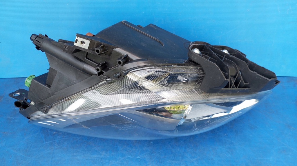 фото №13, Лампа фара лівий перед eu 00505465710 alfa romeo giulietta лінза