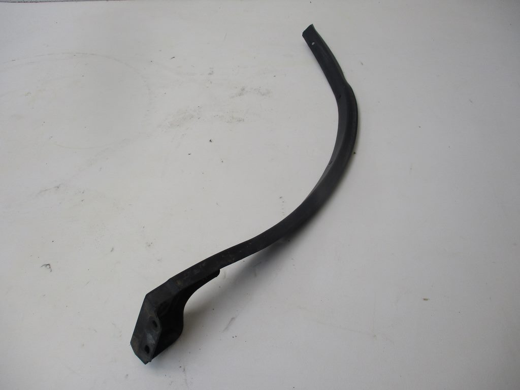 фото №2, Молдинг крыла правый задняя lexus rx450