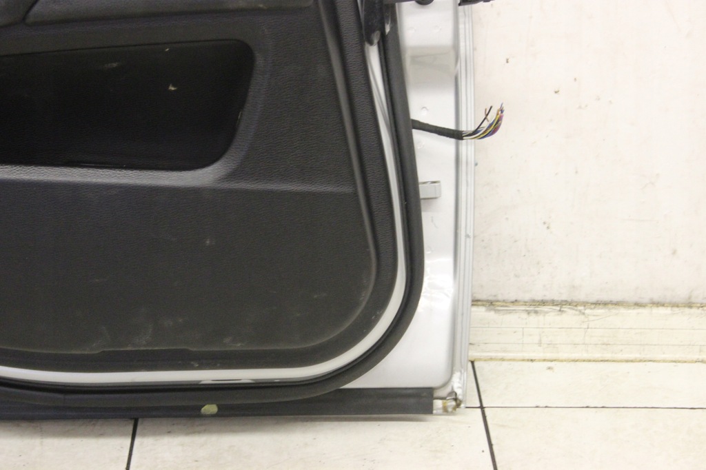 фото №14, Bmw 5 e61 03r- двері ліва задні лівий задня 354