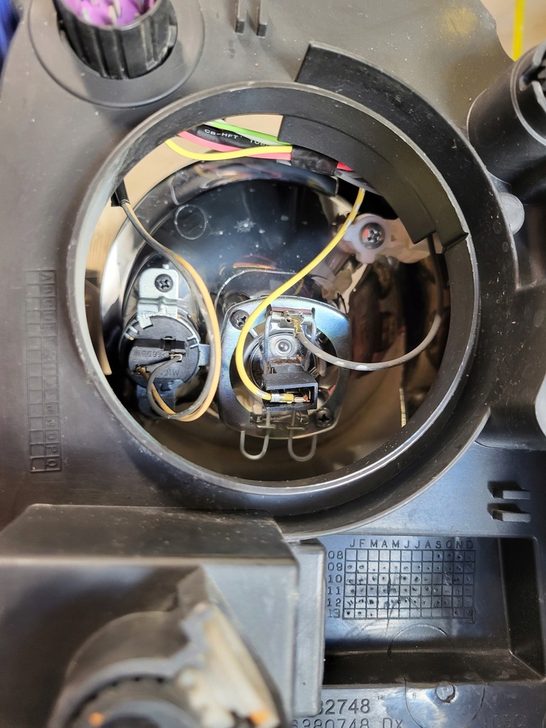 фото №16, Лампа правый перед фара fiat doblo ii 2 combo d оригинальная europa