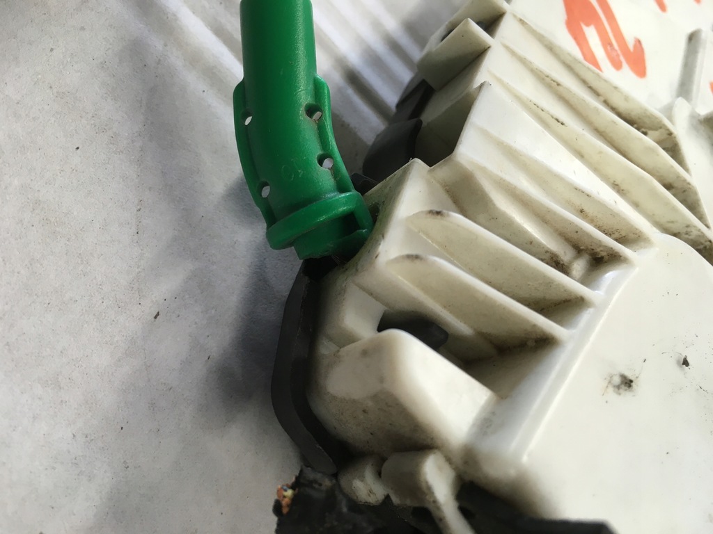 фото №13, Замок дверь задняя maserati levante