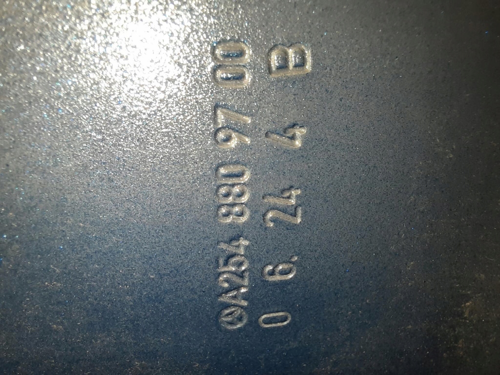 фото №14, Mercedes x253 glc 22- крыло перед левый передний a2548809700