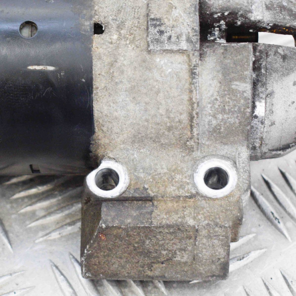 Стартер bmw 3 e90 00011390027812034 3701365 2.0l 130kw 2009 Недорого