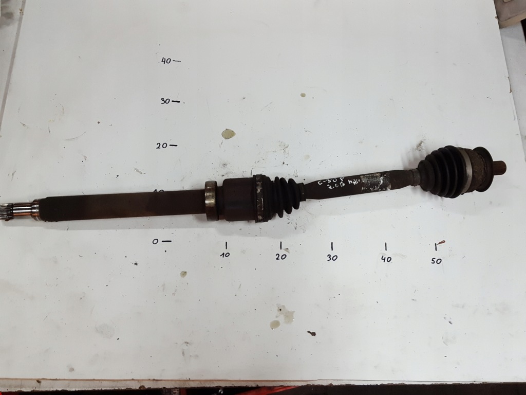 Купити Volvo c30 рестайлінг  10-12r 2.0 b привідний вал права перед