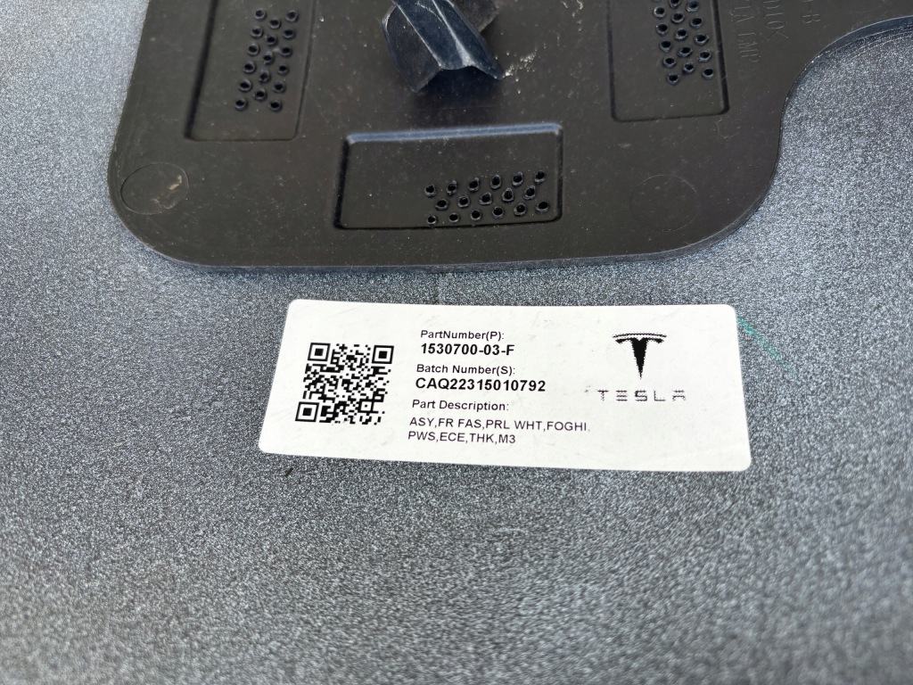 фото №11, Бампер передний tesla 3 1530700-03-f