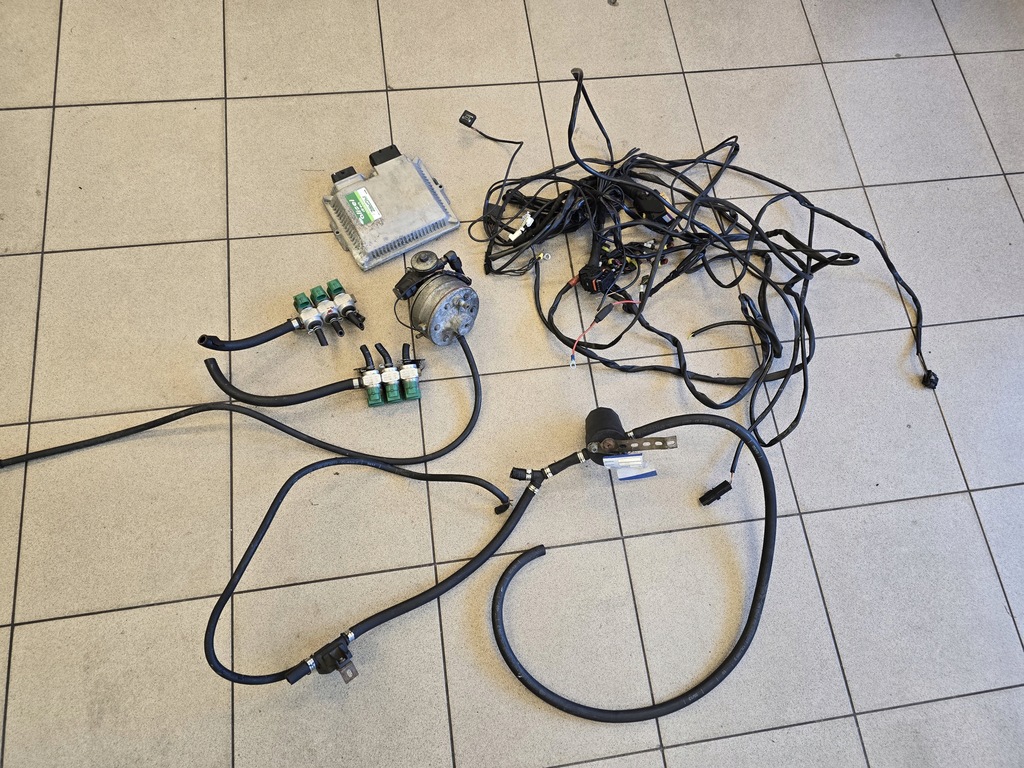 фото №8, Электропроводка газовая landi renzo бортовой компьютер zawoli di108 6/8 форсунки испаритель