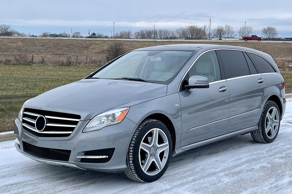 фото №2, Mercedes r-class w251 молдинг бампера a2518853023