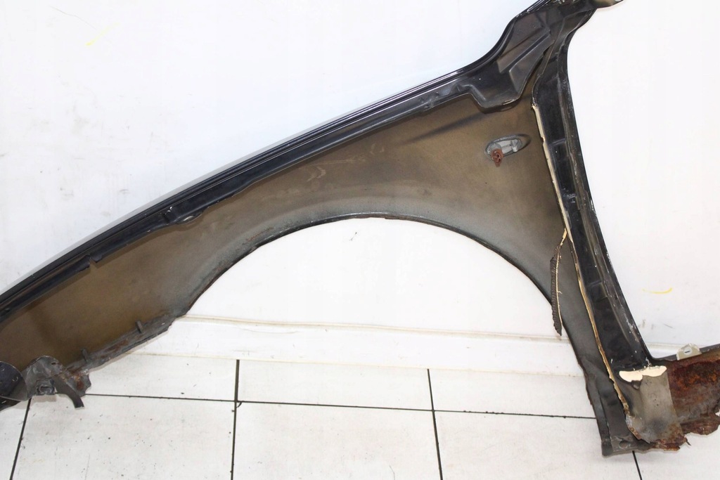 фото №16, Alfa romeo gt 03r- крила правий перед передній 876b