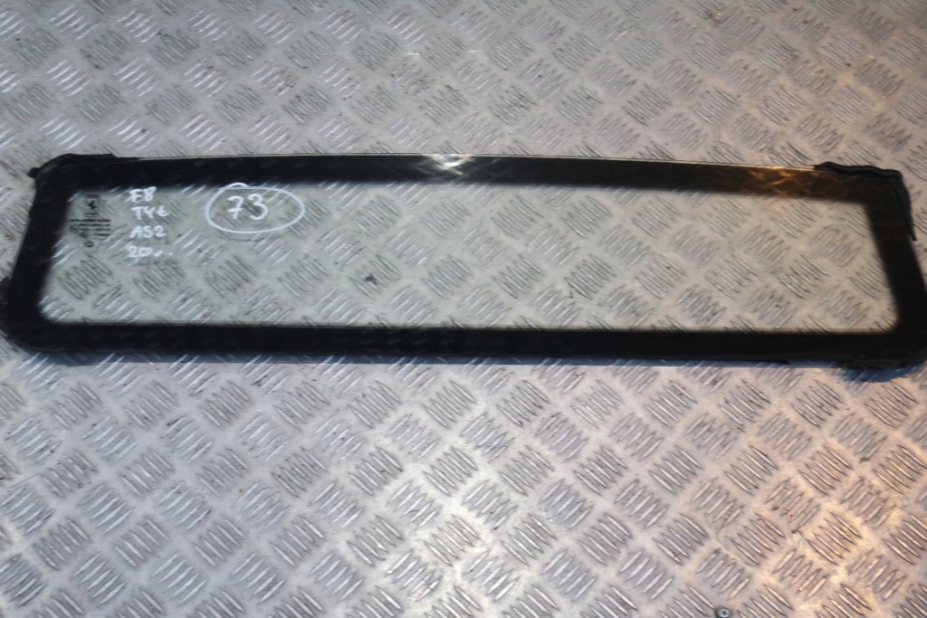 фото №1, Скло задня скло ferrari f8 tributo