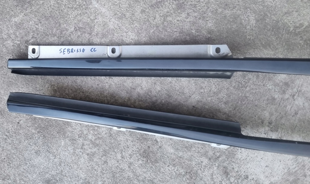 фото №3, Sebring ii cabrio молдинг защита стойка правая перед
