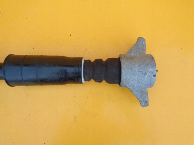 фото №3, Audi a4 b9 амортизатор задня