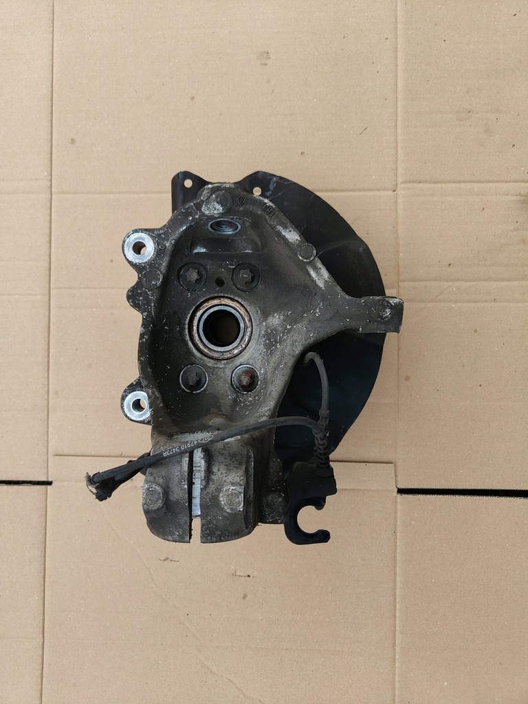 фото №2, Поворотний кулак ступиця ліва перед 1.6 1.5 dci renault talisman 15-20 rok