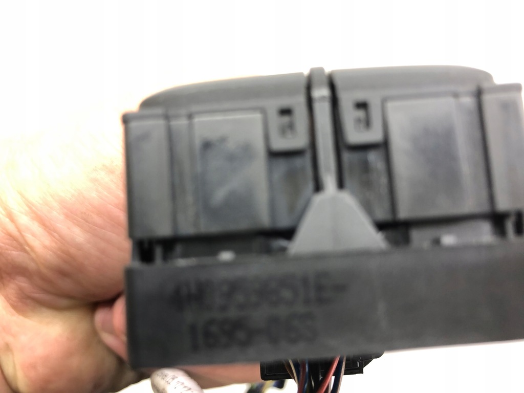 фото №10, Audi a8 d4 s8 long переключатель окон задняя перед