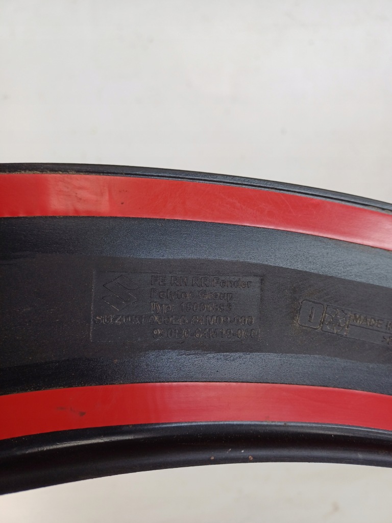 фото №10, Молдинг крыла правый задняя задняя правая suzuki celerio 14-