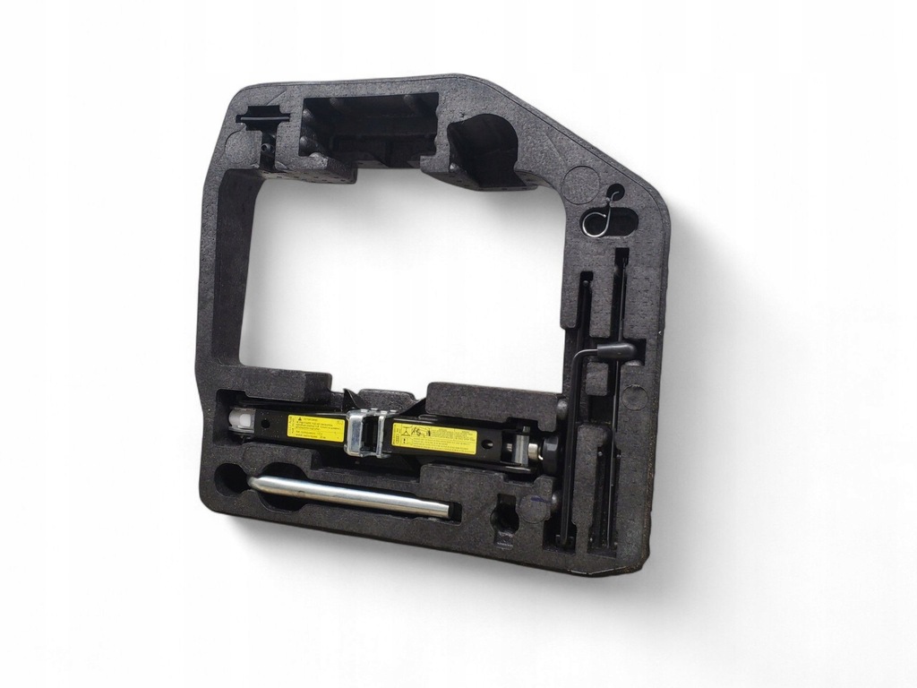 фото №7, Audi a4 s4 b8 8k 8t0012109a набор инструментов