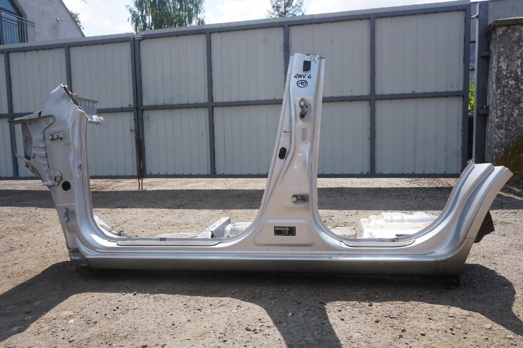 фото №1, Toyota rav-4 iii lift 1f7 2009rok лівий поріг ремкомплект