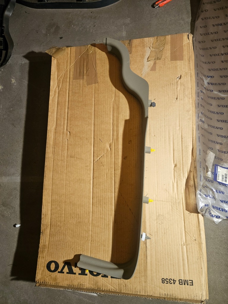 фото №1, Молдинг поріг передня права volvo s60 s80 v70 9195818