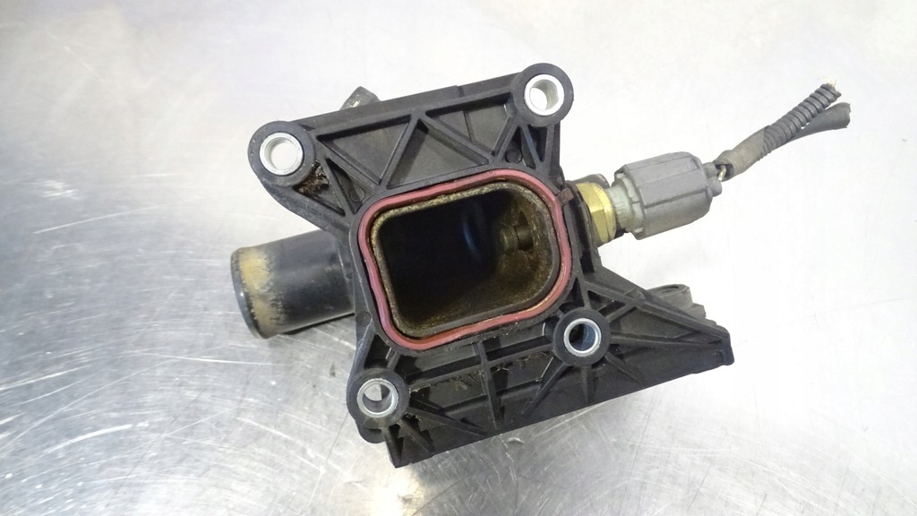 фото №3, Корпус термостата ford c-max lift 2.0