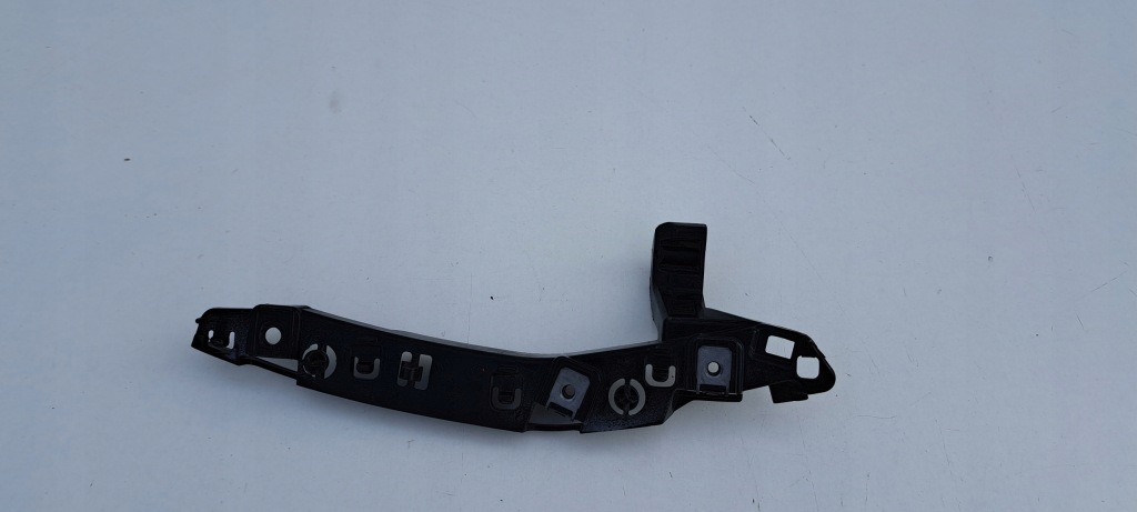 Купить Направляющая бампера передний левый citroen c5 aircross 9826714480