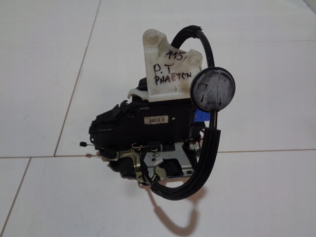 фото №1, Замок правий задня vw phaeton 02-10 3d4839016