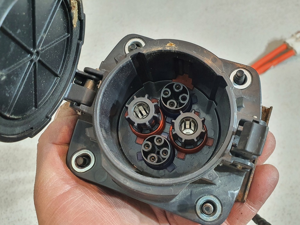 фото №5, Nissan leaf i port быстрого зарядки