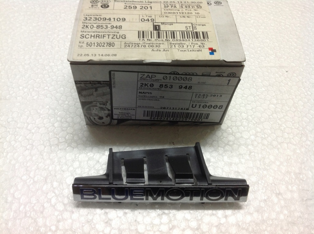 фото №1, Надпись bluemotion vw caddy 2k0853948