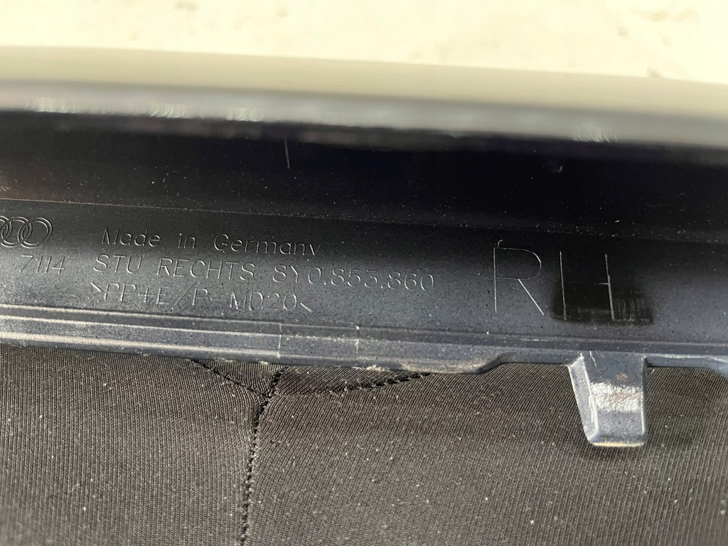 фото №16, Audi a3 8y s-line sline молдинг порог правая 8y0853860
