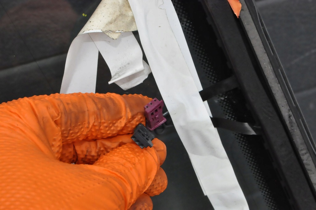 фото №5, Porsche 718 cayman 982 скло перед передня лобове 22r