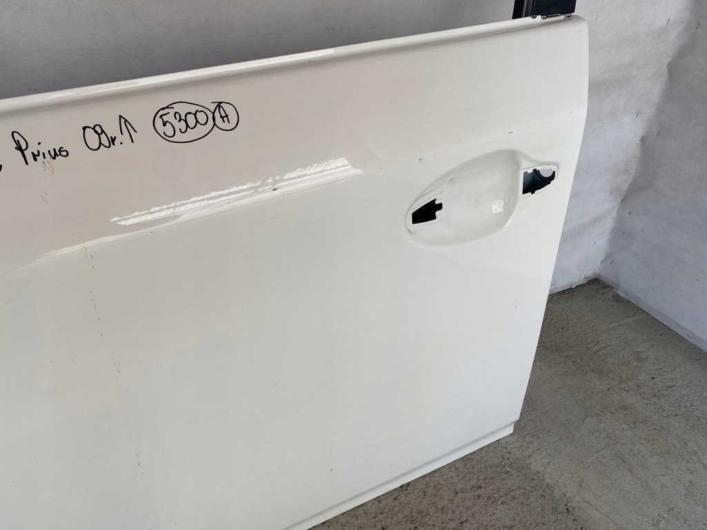 фото №7, Toyota prius 09r- дверь левая передние poznań giełda