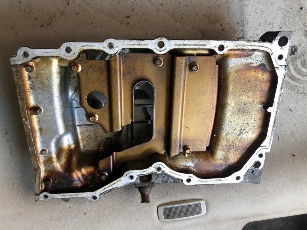 Купити Mazda 6 2.0 b піддон масляна 1s7g-6676-at