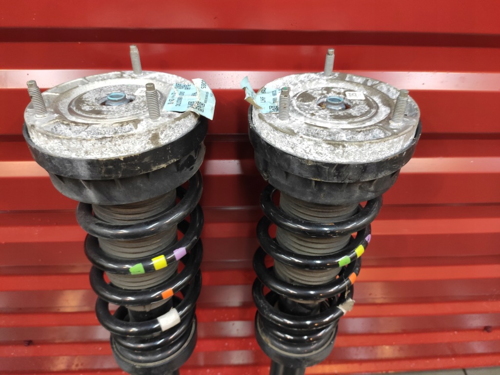 Jaguar xf 2 x260 3.0d амортизатор амортизаторна стійка правий ліве перед оригінал Ціна