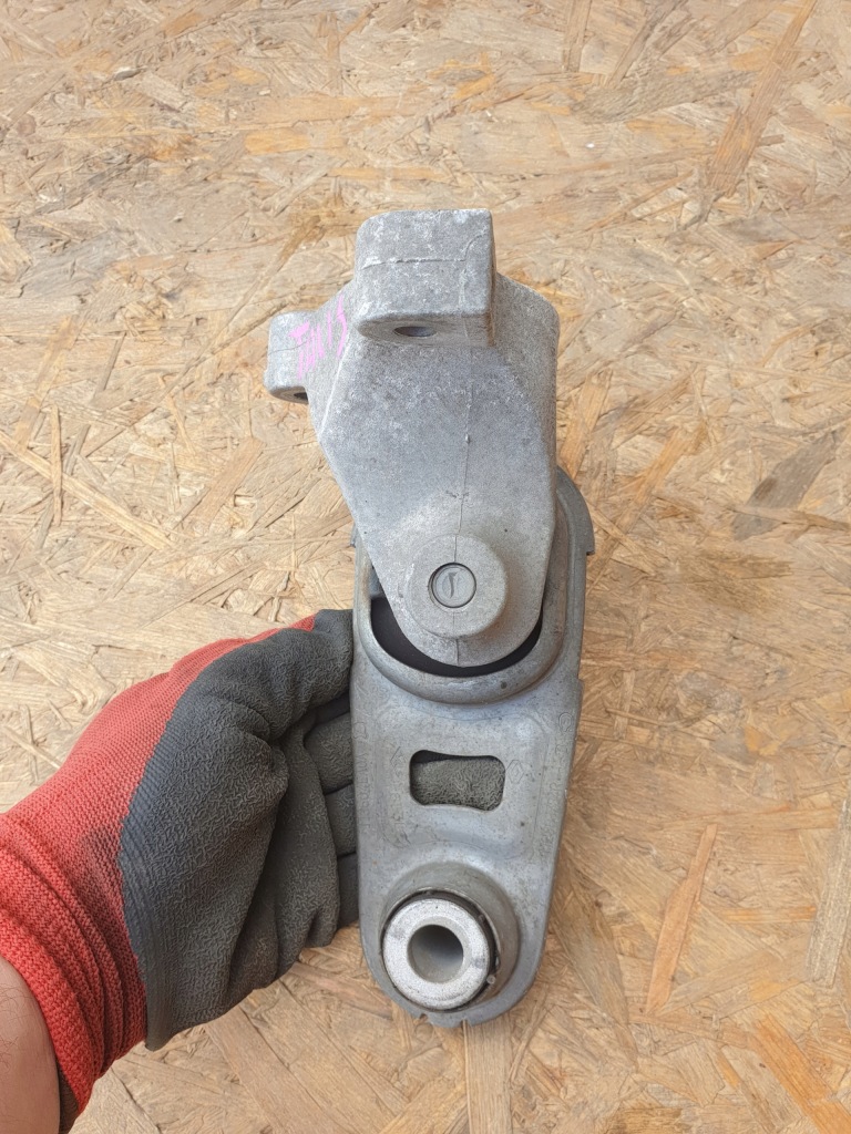 фото №3, Renault talisman megane iv кронштейн кронштейн